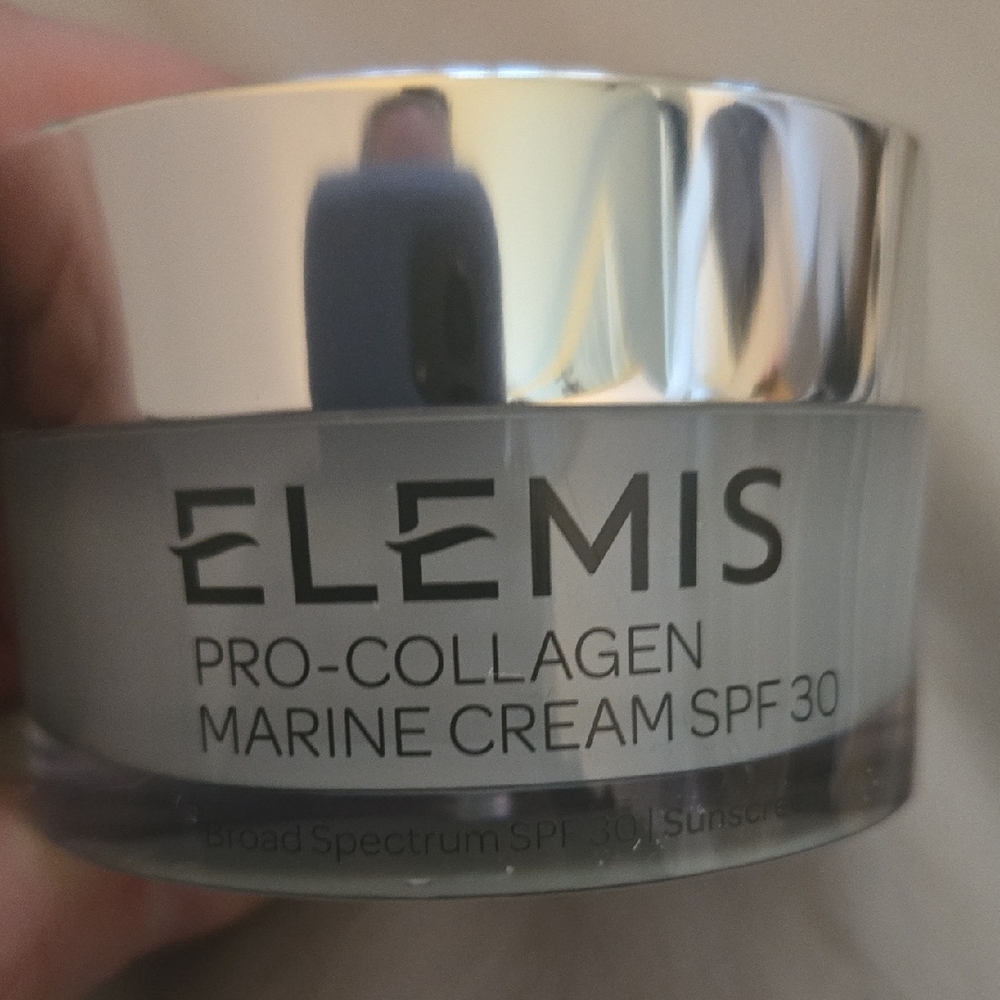 Elemis Silver Moisturizer Luxurious Skincare